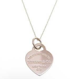Tiffany & Co. 925 Sterling Silver Return to Tiffany Medium Heart Tag Necklace